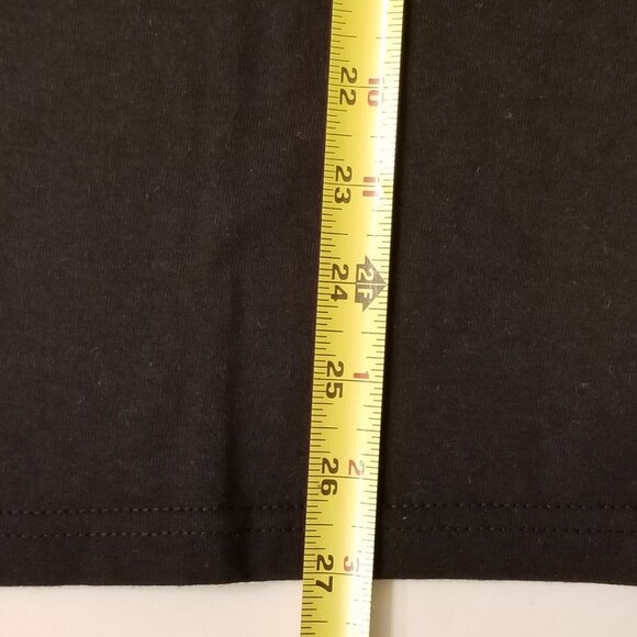 Bahamas Atlantis NWOT Black Jolly Roger Skull-and-Crossbones Gallows Humor Tshir - Picture 6 of 10